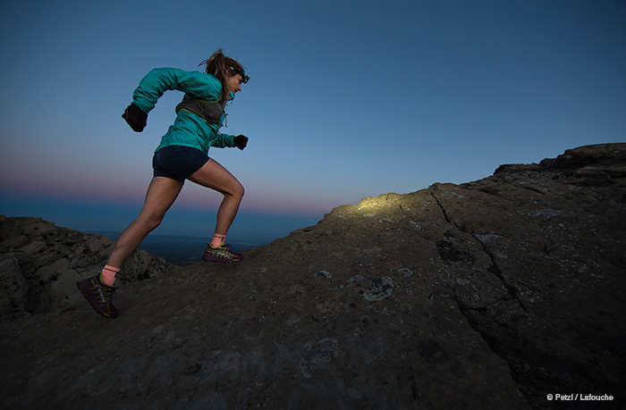 Mat&eacute;riel de s&eacute;curit&eacute; et de progression pour l'escalade et la montagne : harnais, piolets, mousquetons, casques... Techniques d'assurage et de progression sur corde. Lampes frontales &agrave; leds pour les activit&eacute;s outdoor : trail running, alpinisme, nautisme, chasse, p&ecirc;che, sp&eacute;l&eacute;ologie...