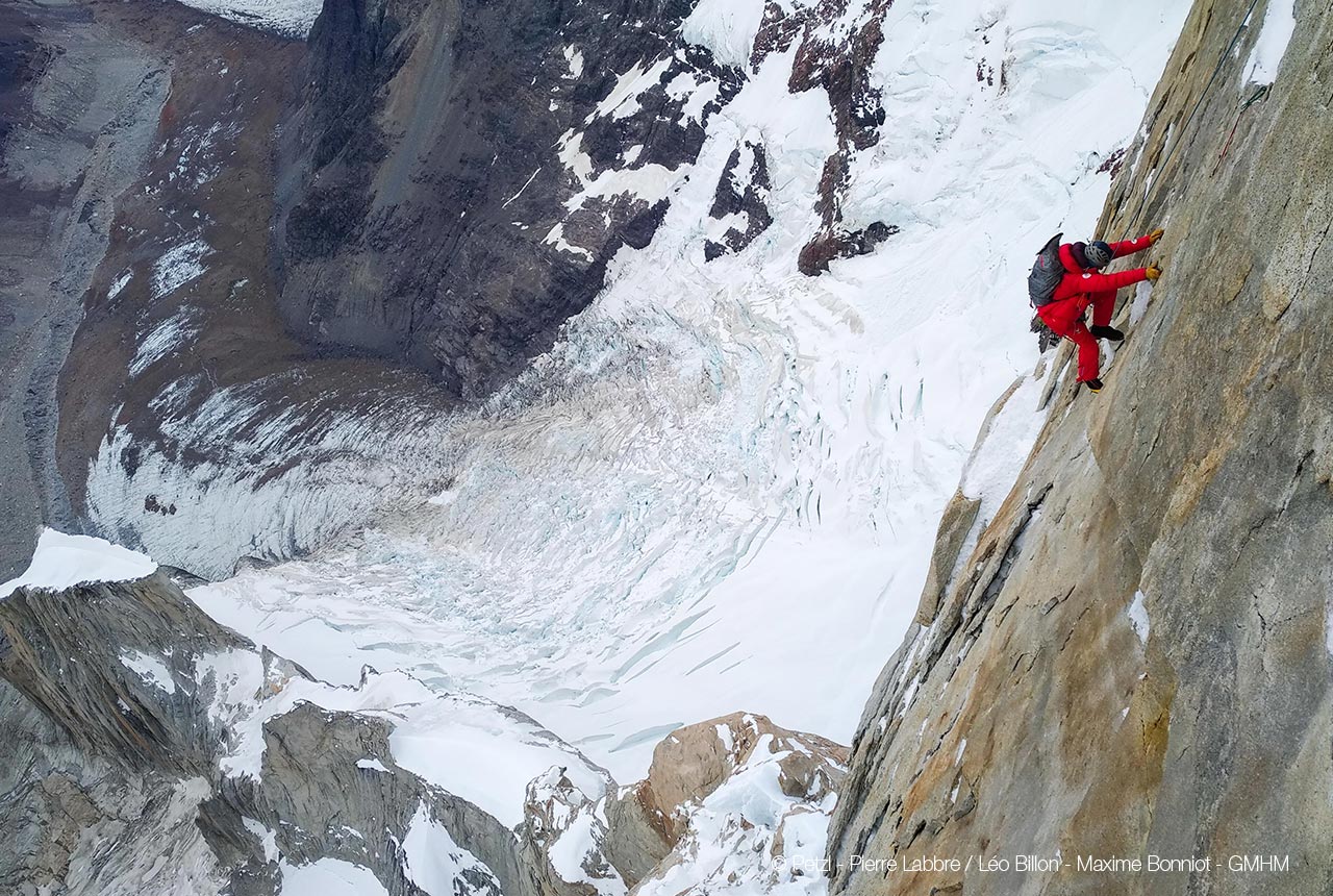 © Petzl - Pierre Labbre / Léo Billon - Maxime Bonniot - GMHM