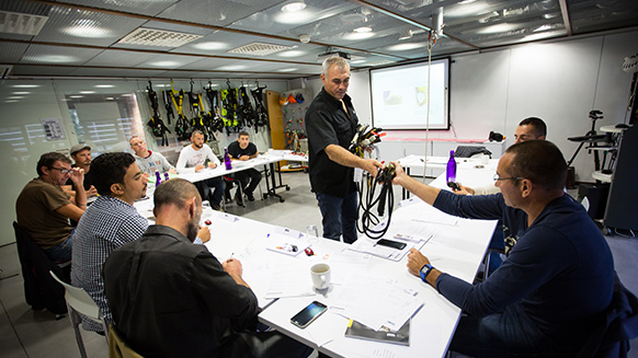 Se former avec Petzl pour apprendre à utiliser et gérer ses EPI