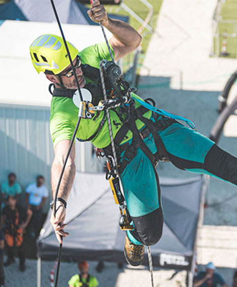 IL PETZL ROPETRIP TORNA FINALMENTE IN ITALIA: SCOPRI IL MONDO DEL LAVORO SU FUNE