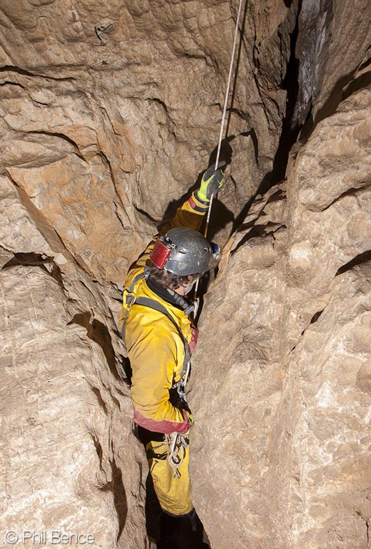 BU56 Petzl © Phil Bence