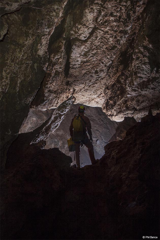 Speleologia in Cabilia © Phil Bence 