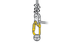 Choice of carabiner for connecting a ZILLON or GRILLON lanyard to the harnesss