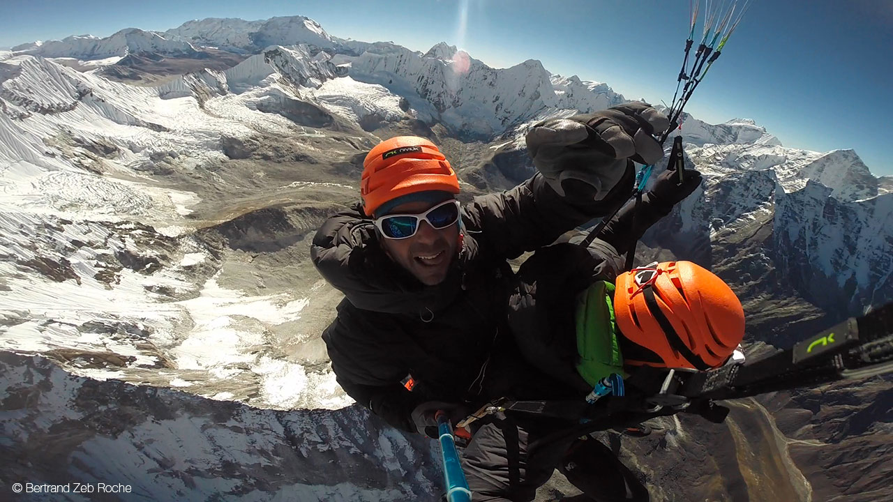 Paralpinisme à l’Ama Dablam avec Bertrand Zeb Roche et Jean-Michel Bacou