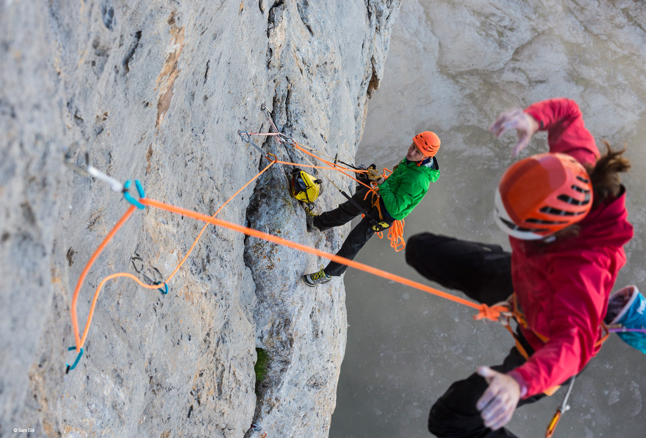 Climber перевод. Klettern. Hard Climb.