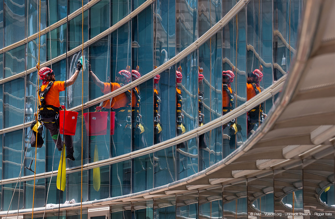 © Petzl - Vuedici.org - Uncredit Tower - Rigger Italia