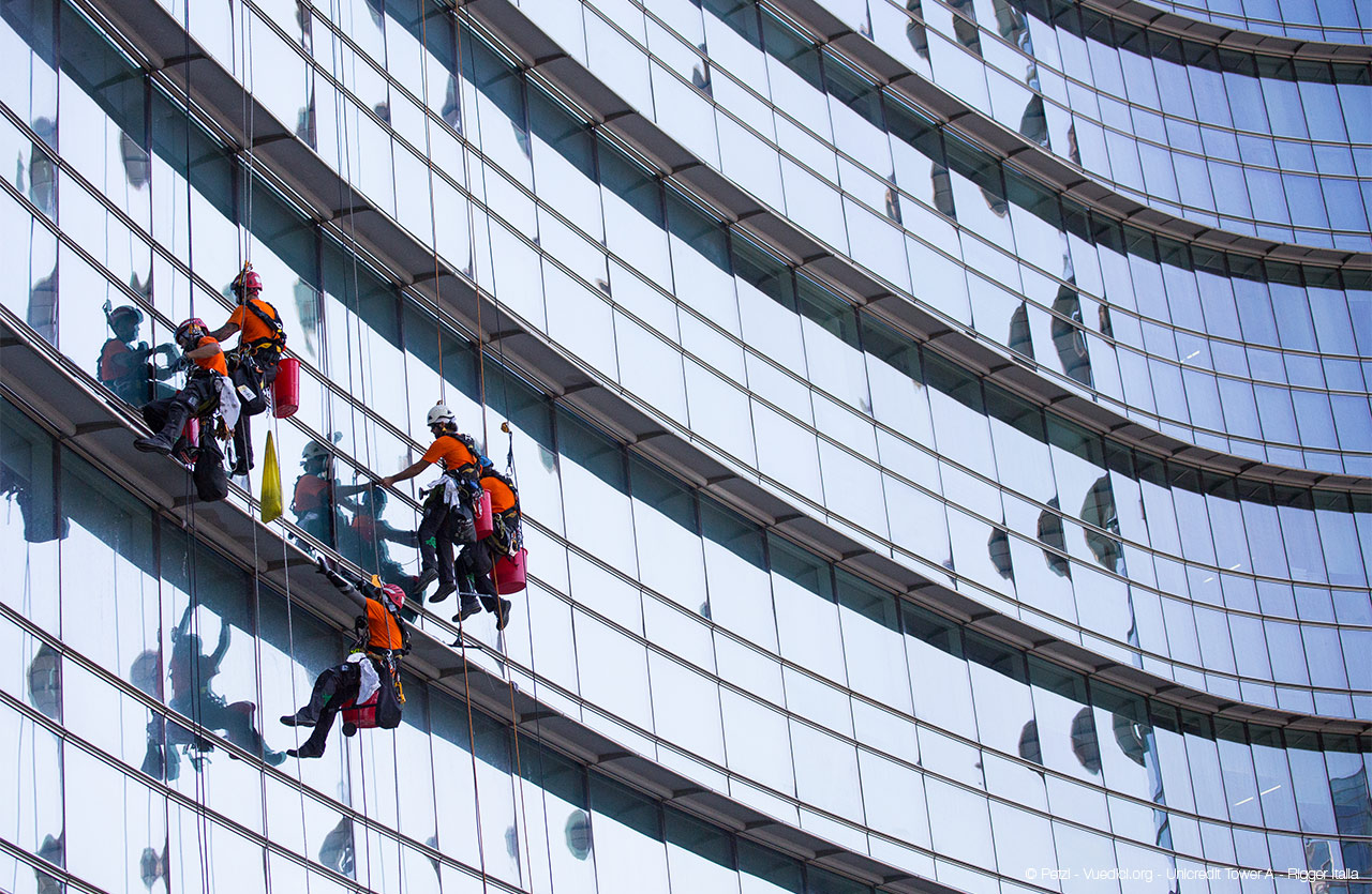 © Petzl - Vuedici.org - Uncredit Tower - Rigger Italia